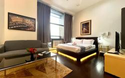 Sky-High Penthouse Studio @ Gramercy