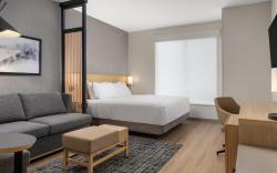 Hyatt Place Toronto Airport