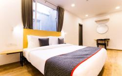 Super Townhouse Prithvi Resort Near Phoenix Palassio