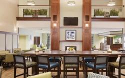 Hampton Inn & Suites Providence/Warwick-Airport
