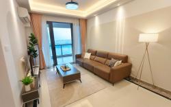 R&F Sea View 2BR New Luxury Design 1CP Netflx 5pax