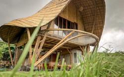 Svasti Soka - Bamboo Stay in Bali's Highlands