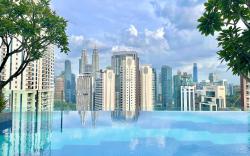 Majestic KLCC | Luxury Pool View 5 Min to Train & Mall