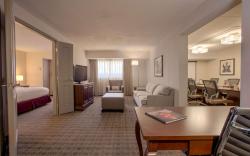 Doubletree Guest Suites Nashville Airport Hotel