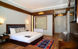 Hotel Raks 