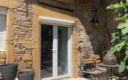 Petit studio aux aux portes du  Beaujolais