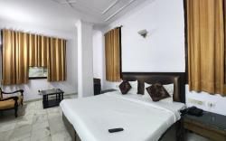 Hotel Grand Central Near Karolbagh Metro