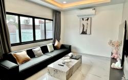 邻家小墅C3 泳池别墅 近芭提雅海滩 市中心 唐人街