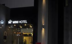 141 Mini Hotel