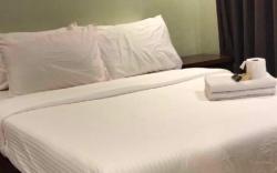 Spacious Studio Apartment B505