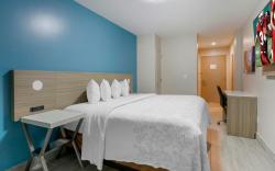 Red Roof PLUS+ Brooklyn - Flatbush Ave