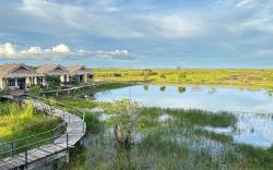 Nabua Thalenoi Resort นาบัว ทะเลน้อย รีสอร์ท