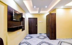 The Crown Inn Madhyamgram