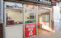 SPOT ON M L Paying Guest House