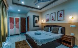 Snowdrop 3BR-SF |Mussoorie Mall Road by Homeyhuts
