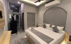 The Nordic | Cozy Scandinavian Smart Stay