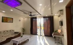 Modern 3BHK Apartment in Saket | Family-Friendly