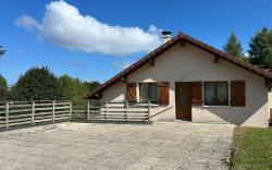 Appartement Terrasse à Giron 01130, wifi, parking