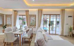 Muji Japanese-style pool villa