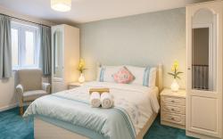 Premium Cozy Family Room Near Airport/Lake Park