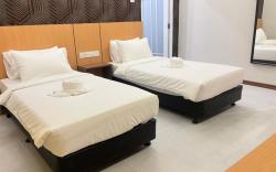 Swing & Pillows @ TRX