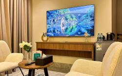 Smart Access Studio in Al Narjis - 65 TV