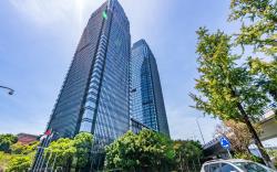 Aixin Yangtze River International Apartment 