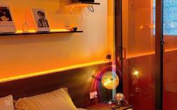 605 Disco Room - Amoureux Homestay