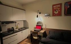 101 Noir House - Lovers Homestay