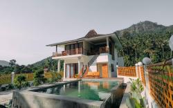 Semu Villas kerujuk