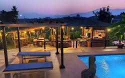 Country Retreat 