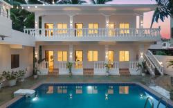 8fold By LaRiSa Siolim GOA