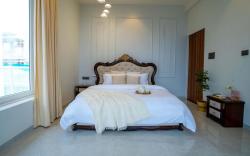 Stay Leisurely Villa Roman 4bhk, Lonavala