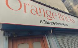 Orange Bricks Boutique Guest House(AC Suite Room)