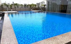 The Luxe Studio|Pool|Near Bombay Hospital|Balcony