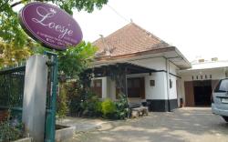 Loesje Guest House Syariah