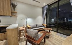 Apt 2 BR Golf Course View, Infrared Sauna, Ecopark