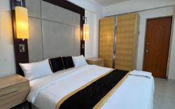 1401 - 1b | 2bhk luxurious apartment powai lake