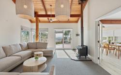 4 Mountain view house room 4