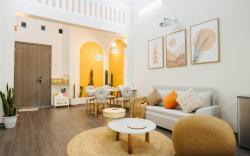 Moca's Home old quarter 4-6 per