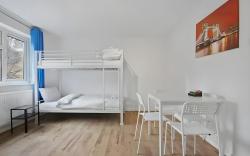 APlaceToStay Central London Apartment, Zone 1. SOH