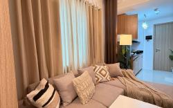 Lex Shore Staycation