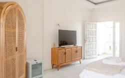 Canggu premium apartment with private balcony 2