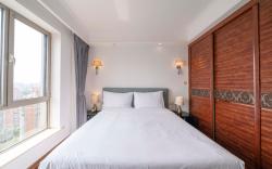 Tyms Elegant 3BR 2BA APT Xintiandi Shanghai Bay