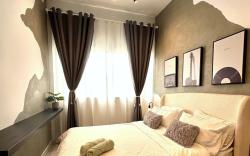 The Corner Luxe Stay @ Nilai Youth City (3R2B)