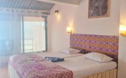 Honey Guest House Restaurant