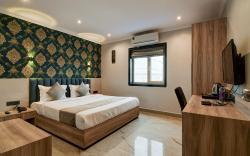 FabHotel Seventy Seven