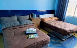 City & Mountain View Condotel Near Ayala