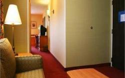 Spark by Hilton Bardstown