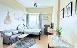 Hiraya Suite Avida Towers w/Exclusive Free Parking